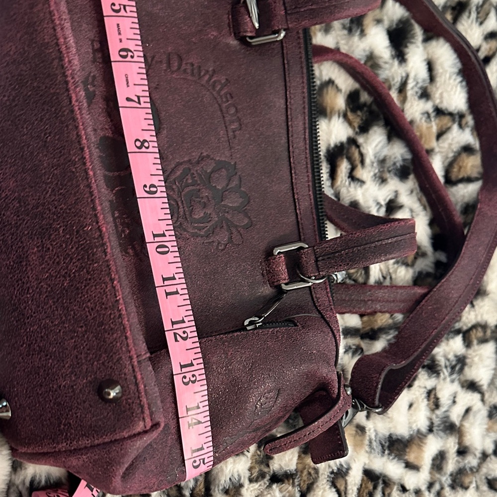 Harley-Davidson Burgundy Shoulder Bag with Skull Embossing - Picture 7 of 12